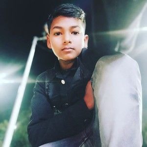 Meet your Posher, Ashish